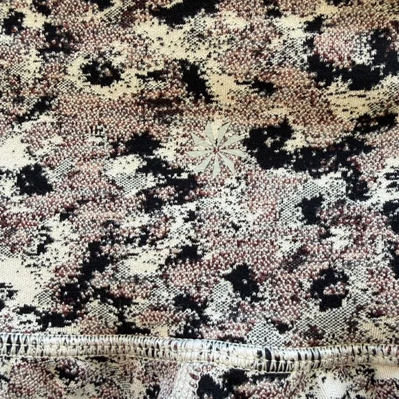 Athleta | Salutation Textured Jogger Pant size Medium - Picture 4 of 9